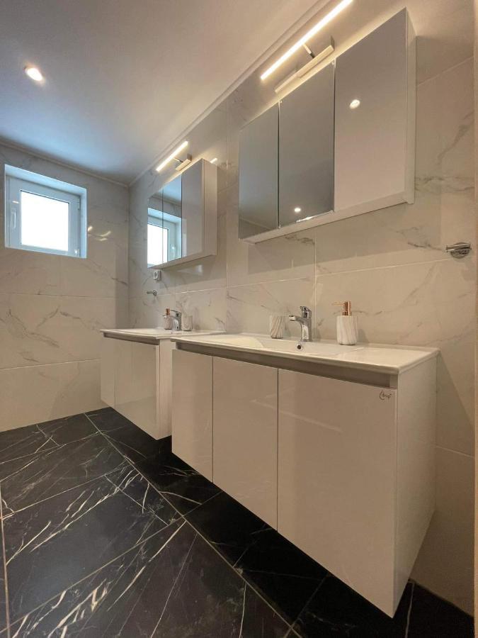 Allagiannis Group Apartments Markópoulon エクステリア 写真