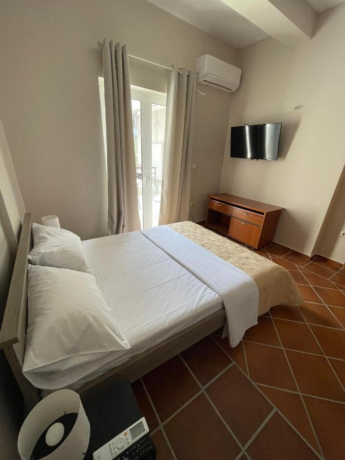 Allagiannis Group Apartments Markópoulon エクステリア 写真