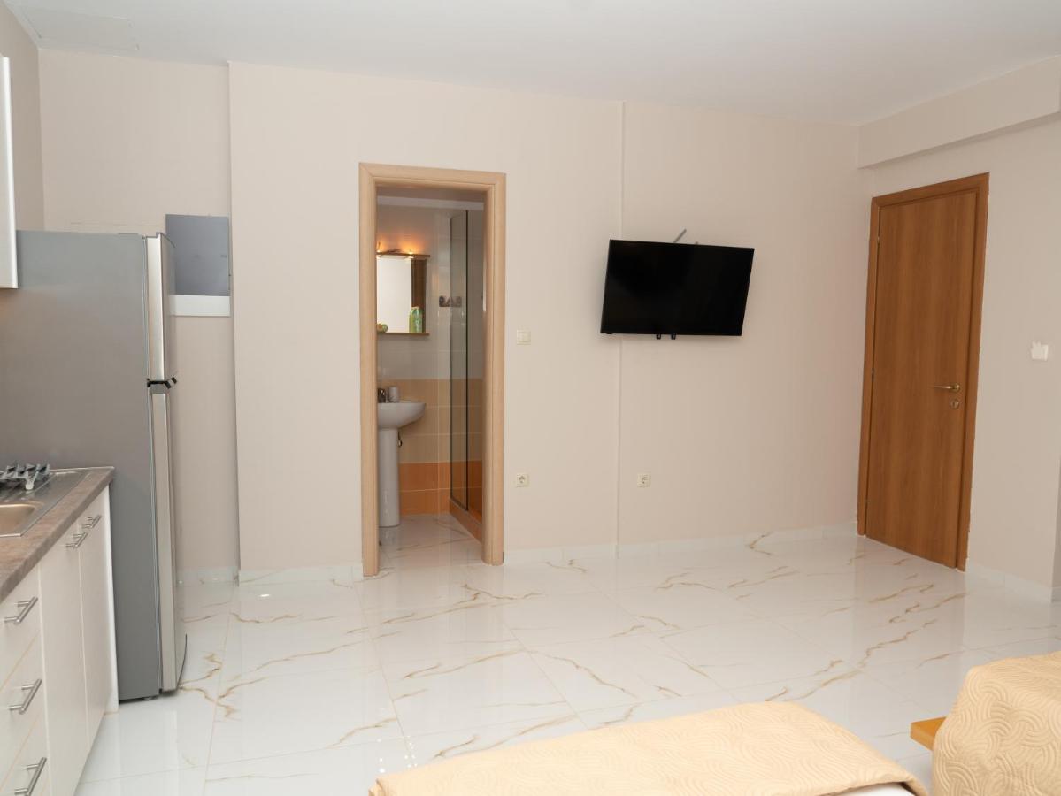 Allagiannis Group Apartments Markópoulon エクステリア 写真