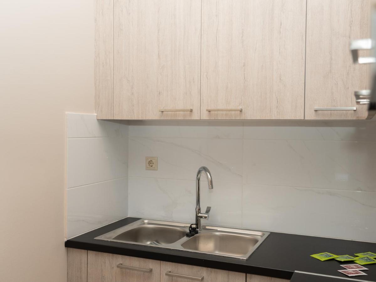 Allagiannis Group Apartments Markópoulon エクステリア 写真