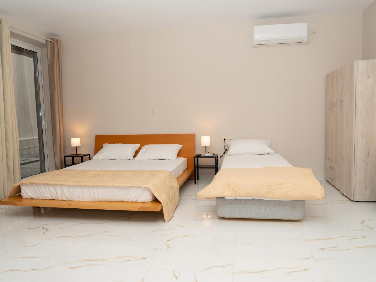 Allagiannis Group Apartments Markópoulon エクステリア 写真